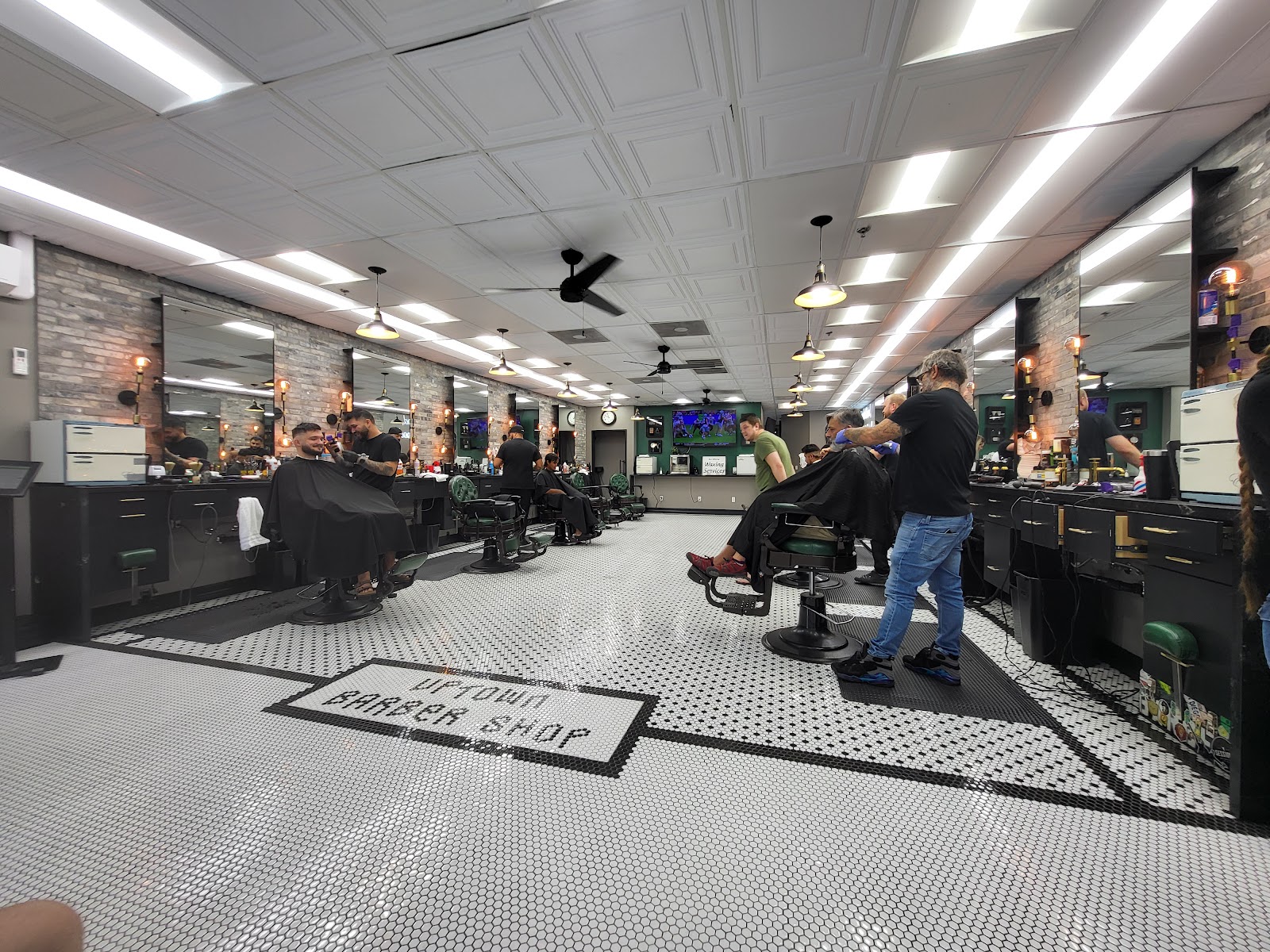Uptown Barbershop Phoenix